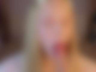 Live cam show with Sweeet-Angelll - Doggy on Camsoda