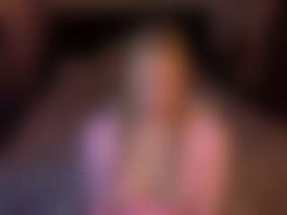 Live cam show with Sweeet-Angelll - Doggy on Dolls Live