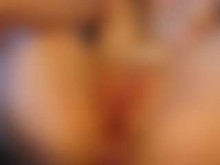 Live cam show with Sweeet-Angelll - Spank Blonde Hair on Cam Slut