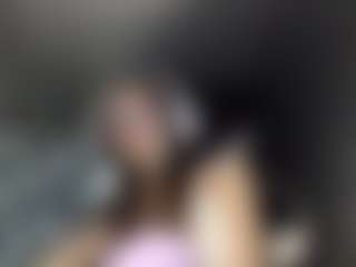 Live cam show with Mary - Brown Hair Teen (18+) on Dare Cams