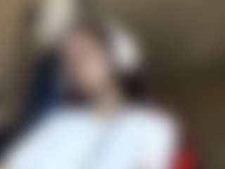 Live cam show with Mary - Brown Hair Teen (18+) on SpankPalCams