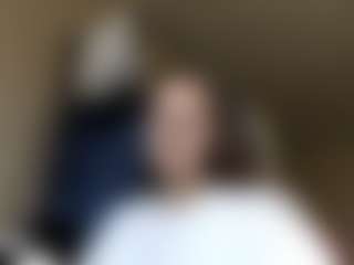Live cam show with Mary - Average on Camming Site