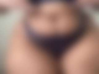 thicktash's Live Sex Cam Show