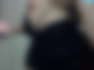 thicktash MILF webcam performer live streaming