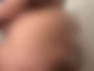 Live cam show with thicktash - Brown Eyes on sexylive.show