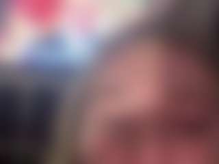 tinyvic's Live Sex Cam Show
