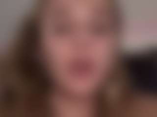 tinyvic's Live Sex Cam Show