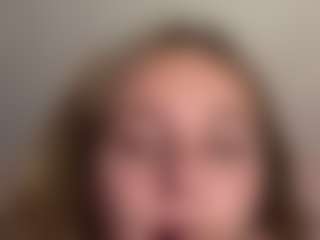 tinyvic's Live Sex Cam Show