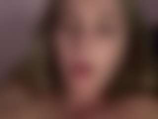 tinyvic's Live Sex Cam Show
