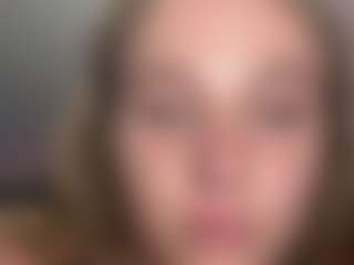 Live cam show with tinyvic - Mobile on TeamSkeetLive
