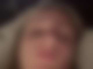 tinyvic's Live Sex Cam Show
