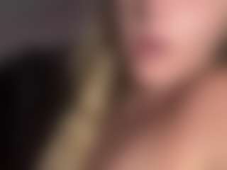 tinyvic's Live Sex Cam Show