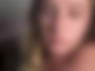 tinyvic's Live Sex Cam Show