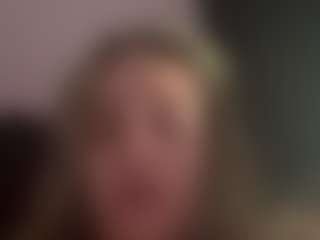 tinyvic's Live Sex Cam Show