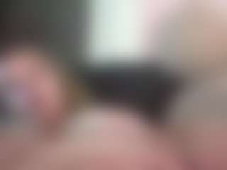 tinyvic's Live Sex Cam Show