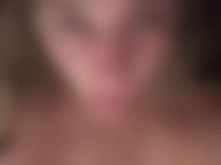tinyvic's Live Sex Cam Show