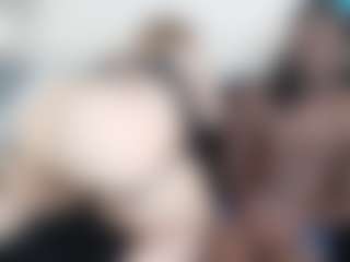 Live cam show with ValentinaLunarae - Toys on Soda Cam