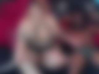ValentinaLunarae's Live Sex Cam Show