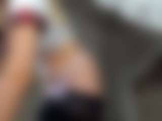 Adelle-lee's Live Sex Cam Show