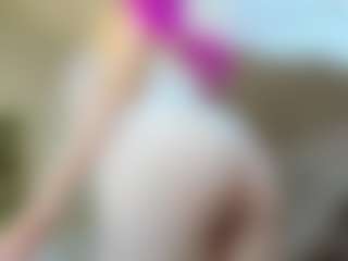 Adelle-lee's Live Sex Cam Show