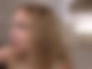 Adelle-lee's Live Sex Cam Show
