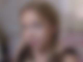 Live cam show with Adelle-lee - Green Eyes on Cam Slut