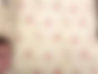 Live cam show with AlisiaRoutzen - Public Brown Hair on TeamSkeetLive