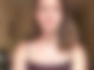 Live cam show with AlisiaRoutzen - American Petite on Camming Site
