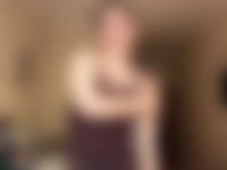Live cam show with AlisiaRoutzen - Solo on CamClone