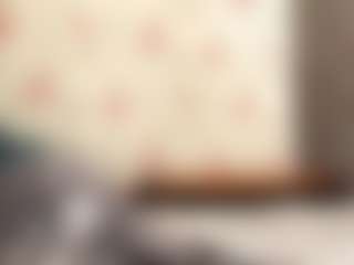 Live cam show with AlisiaRoutzen - Oil on Porn Luv