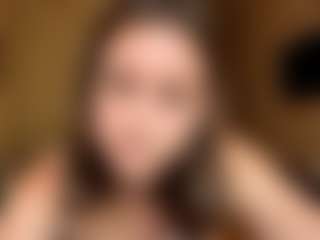Live cam show with AlisiaRoutzen - Middle Aged on SxyPornLive