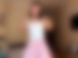 AlisiaRoutzen's Live Sex Cam Show