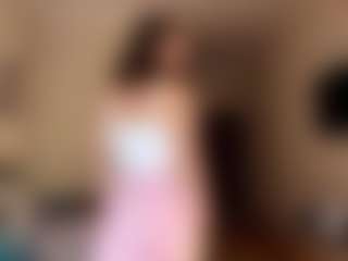 AlisiaRoutzen's Live Sex Cam Show