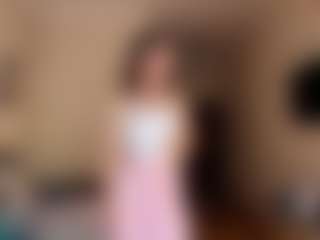 AlisiaRoutzen's Live Sex Cam Show
