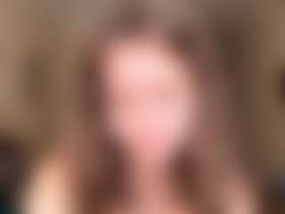 Live cam show with AlisiaRoutzen - Brown Hair Petite on Camsoda