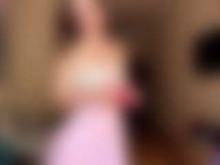 AlisiaRoutzen's Live Sex Cam Show