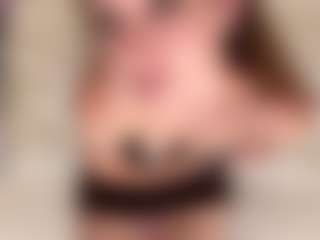 AlisiaRoutzen's Live Sex Cam Show