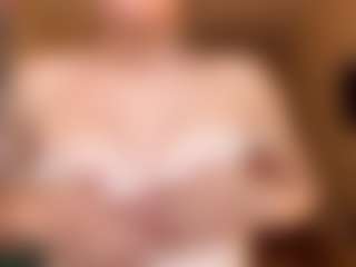 Live cam show with AlisiaRoutzen - Average on Camsoda