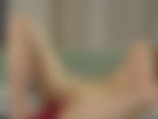 Live cam show with Eva - Blonde Hair Middle Aged on MyBangCams