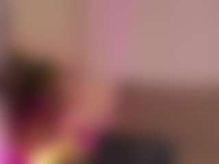Live cam show with Amelia-Bliss - College on StripNow