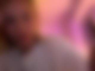 AntoninaZhou's Live Sex Cam Show