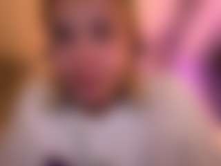 AntoninaZhou's Live Sex Cam Show