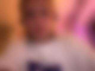 Live cam show with AntoninaZhou - Skinny Teen (18+) on Camsoda