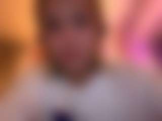 AntoninaZhou's Live Sex Cam Show