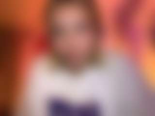 AntoninaZhou's Live Sex Cam Show