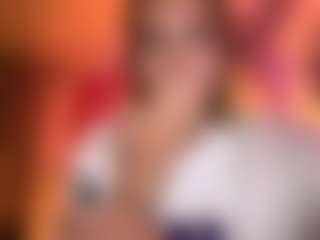 AntoninaZhou's Live Sex Cam Show