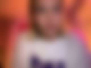AntoninaZhou's Live Sex Cam Show