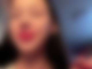 Live cam show with BonitaMclain - Strip Mature on Camiplay Live