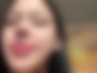 Live cam show with BonitaMclain - Tease on Camsoda