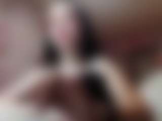Live cam show with DeirdreUrey - Genital Piercings on CamClone